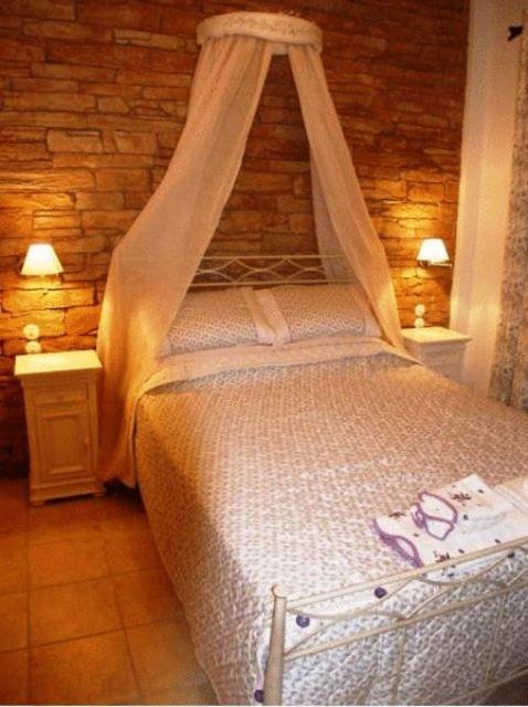Giogarakis Suites Eleónasz Szoba fotó