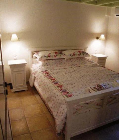 Giogarakis Suites Eleónasz Szoba fotó