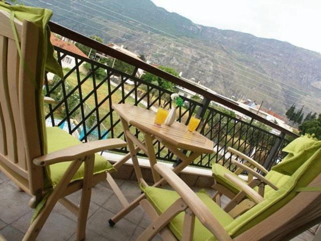 Giogarakis Suites Eleónasz Szoba fotó