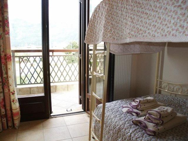 Giogarakis Suites Eleónasz Szoba fotó